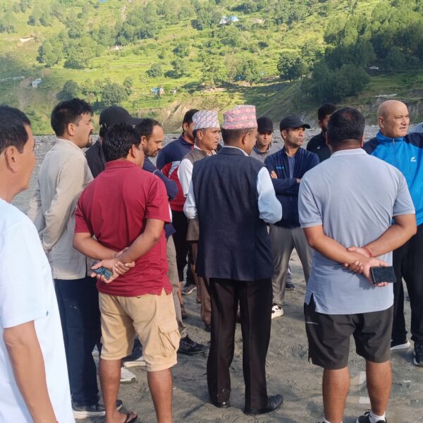 मष्टा  गाउपालिका वडा न . १ समदेउ नाउकुन्टामा ३ कराेड बिनियाेजित खेलमैदान काे पुर्ब मन्त्रि द्वारा  निरक्षण