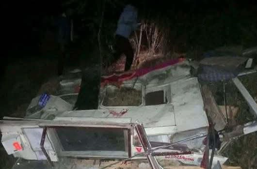 जन्ती बोकेको बस बैतडी मा  दुर्घटना  ८ जनाको मृत्यु, ४५ घाइते उद्धार&hellip;